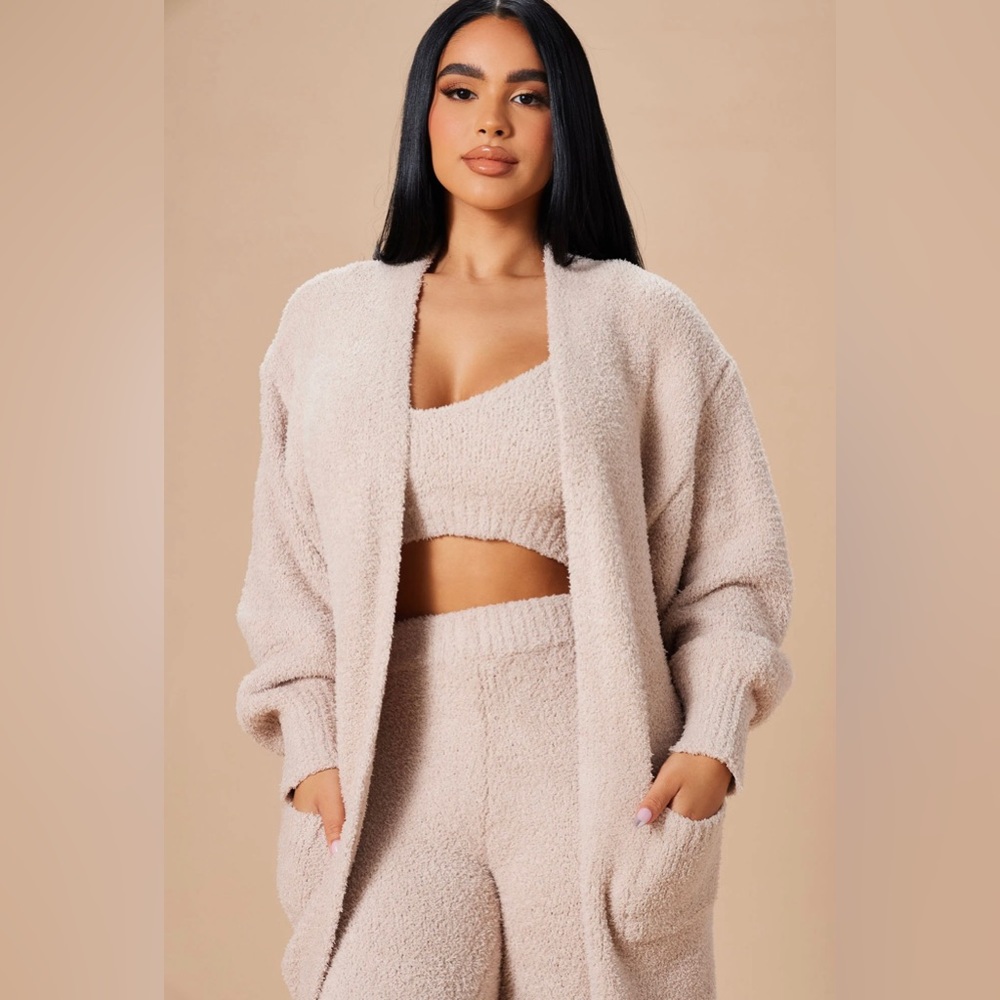 FashionNova 3-piece legging set - Picture 2 of 10